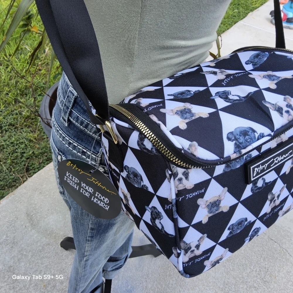 BETSEY JOHNSON BLACK n WHITE CHECKERED DOG BETSEY JOHNSON INSULATED CUBE LUNCH